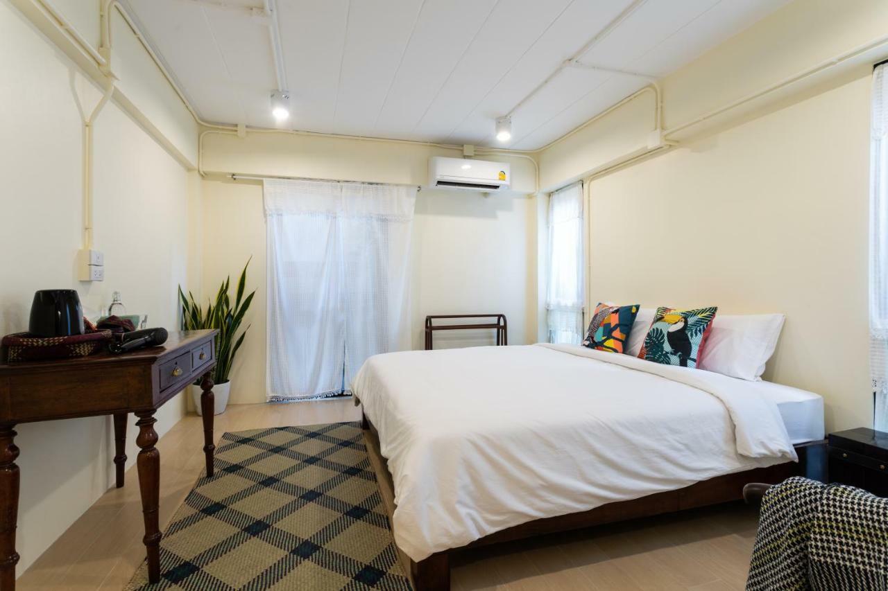 Baan Boon Bed and Breakfast Bangkok Exteriör bild