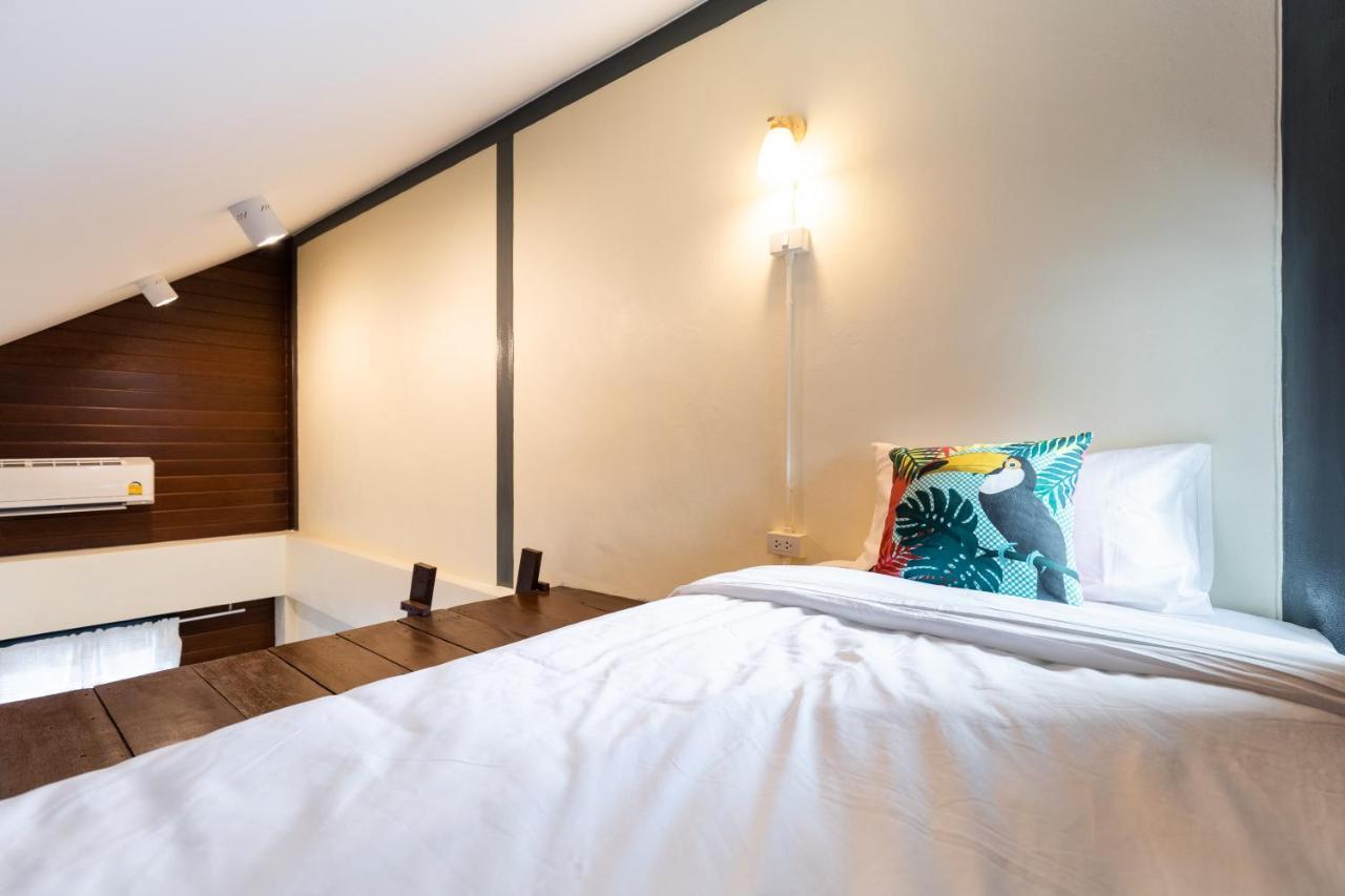 Baan Boon Bed and Breakfast Bangkok Exteriör bild
